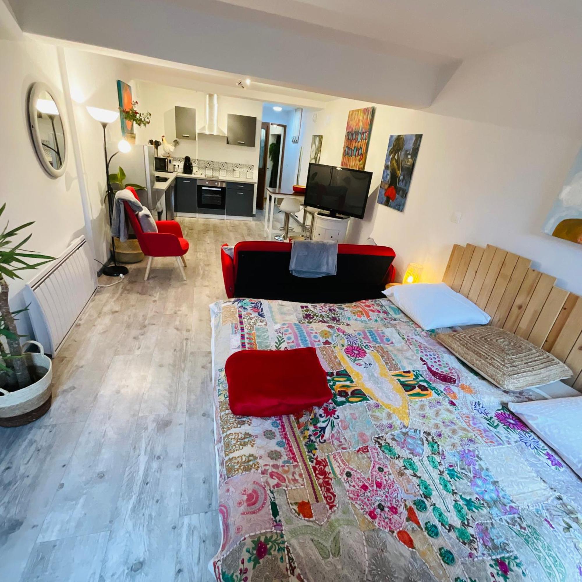 Hote Labyrinthe Sur La Place Chambres D, Hotes , Calme ,Netflix Mirepoix  Exterior foto
